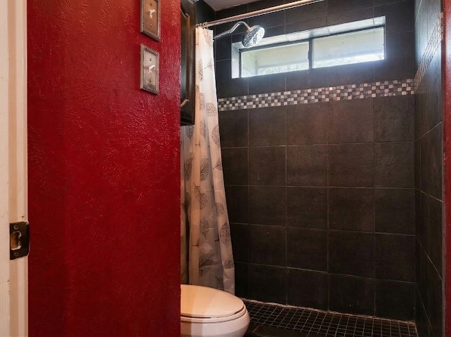 2405 Country Valley Road Garland TX 75041