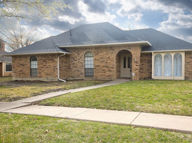 2405 Country Valley Road Garland TX 75041
