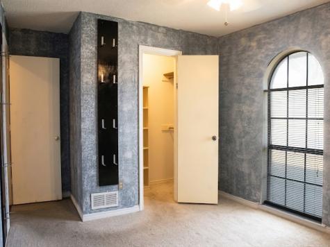 2405 Country Valley Road Garland TX 75041