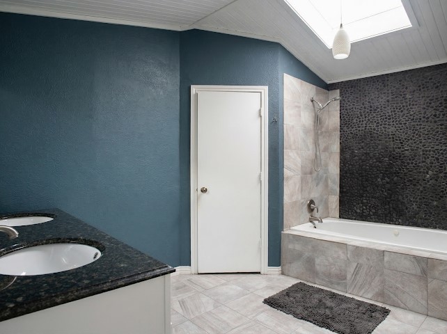 2405 Country Valley Road Garland TX 75041