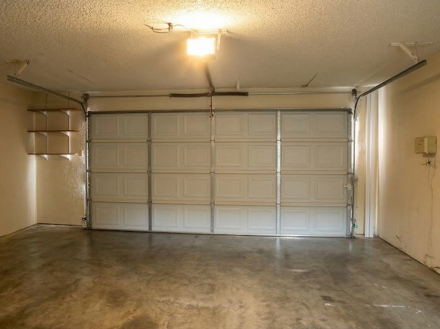 2405 Country Valley Road Garland TX 75041