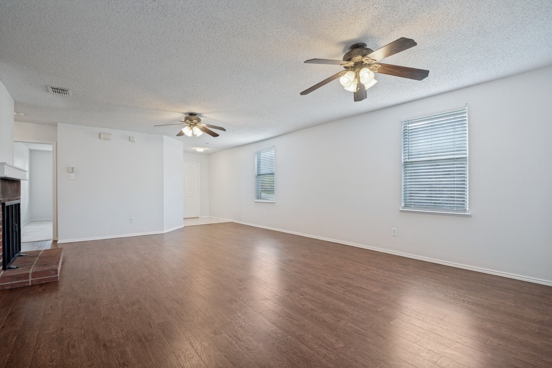 1009 Lowndes Lane Wylie TX 75098