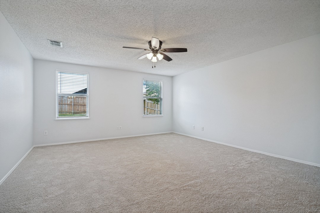 1009 Lowndes Lane Wylie TX 75098