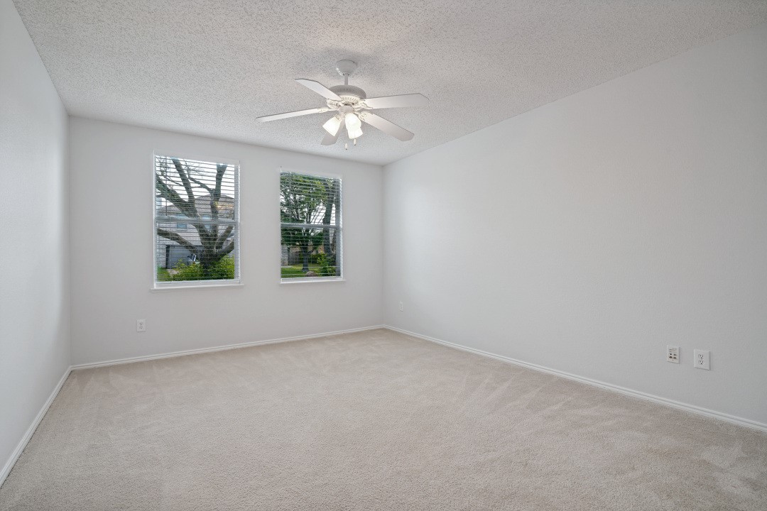 1009 Lowndes Lane Wylie TX 75098