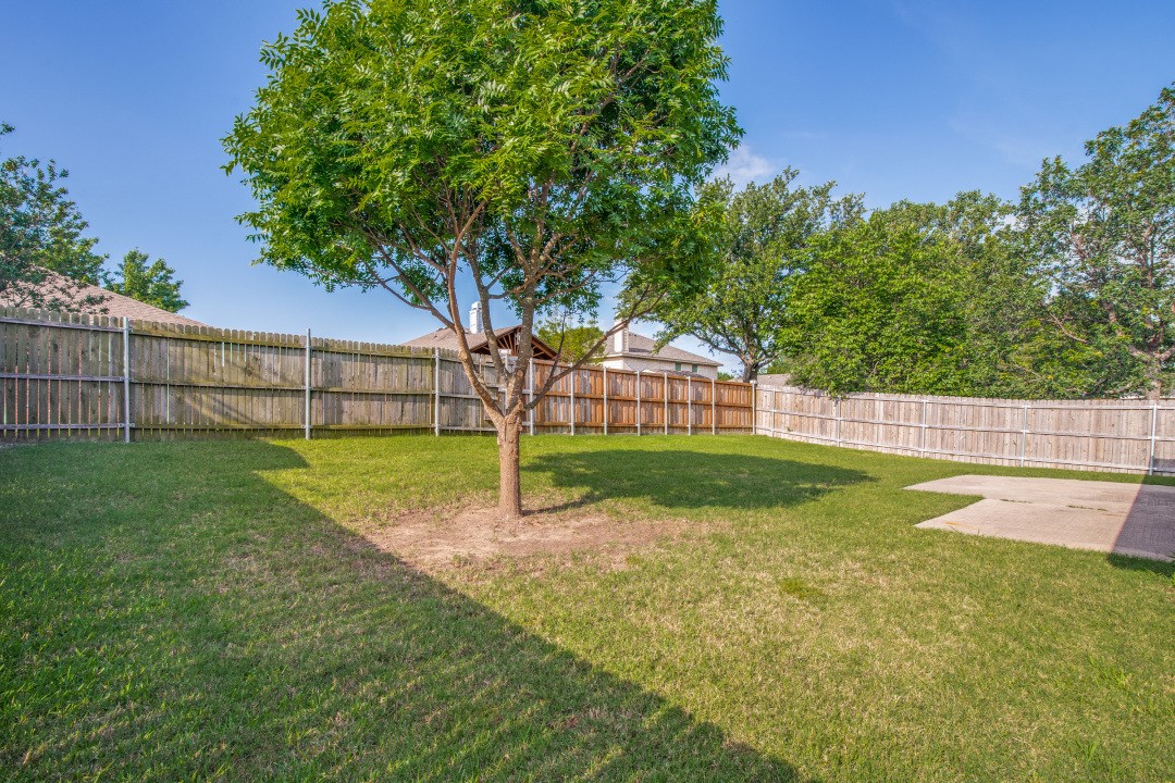 1009 Lowndes Lane Wylie TX 75098