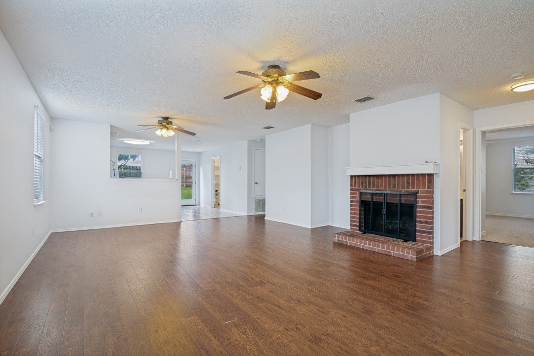 1009 Lowndes Lane Wylie TX 75098