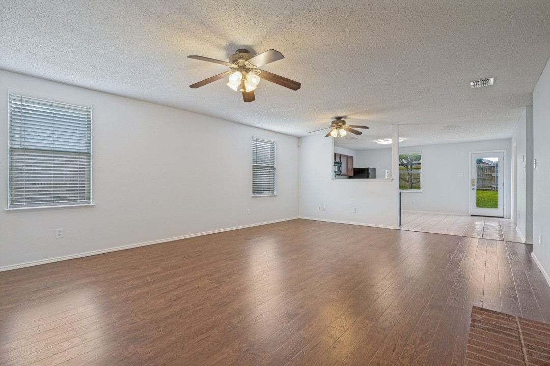 1009 Lowndes Lane Wylie TX 75098