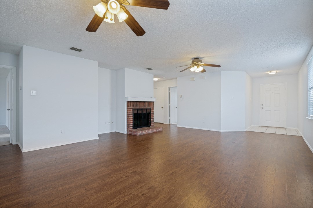 1009 Lowndes Lane Wylie TX 75098