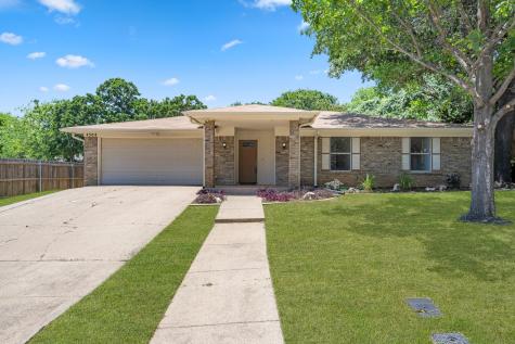 4304 Spring Hill Lane Arlington TX 76016