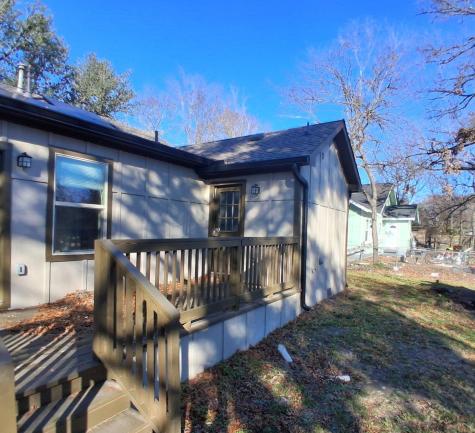 814 Chestnut Street Bonham TX 75418