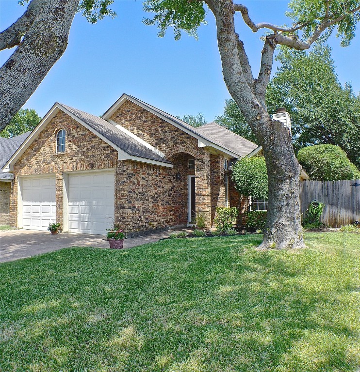 5911 Polo Club Drive Arlington TX 76017