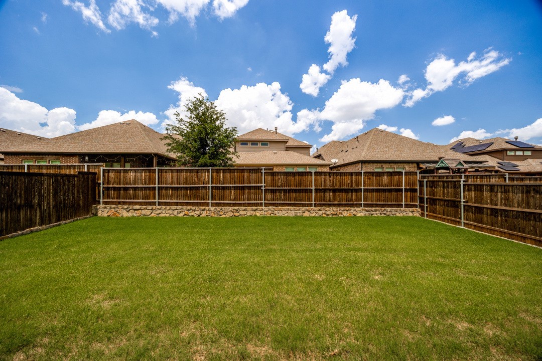 8249 Abellia Court Dallas TX 75252