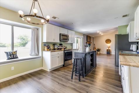 2102 Hill Top Circle Weatherford TX 76085