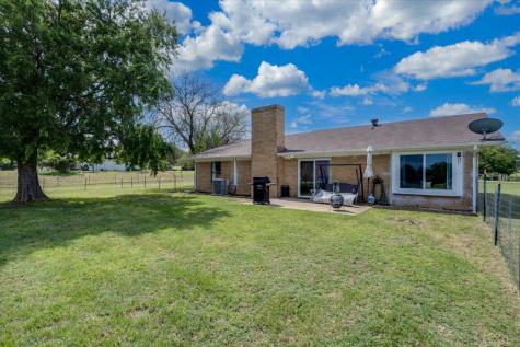 2102 Hill Top Circle Weatherford TX 76085