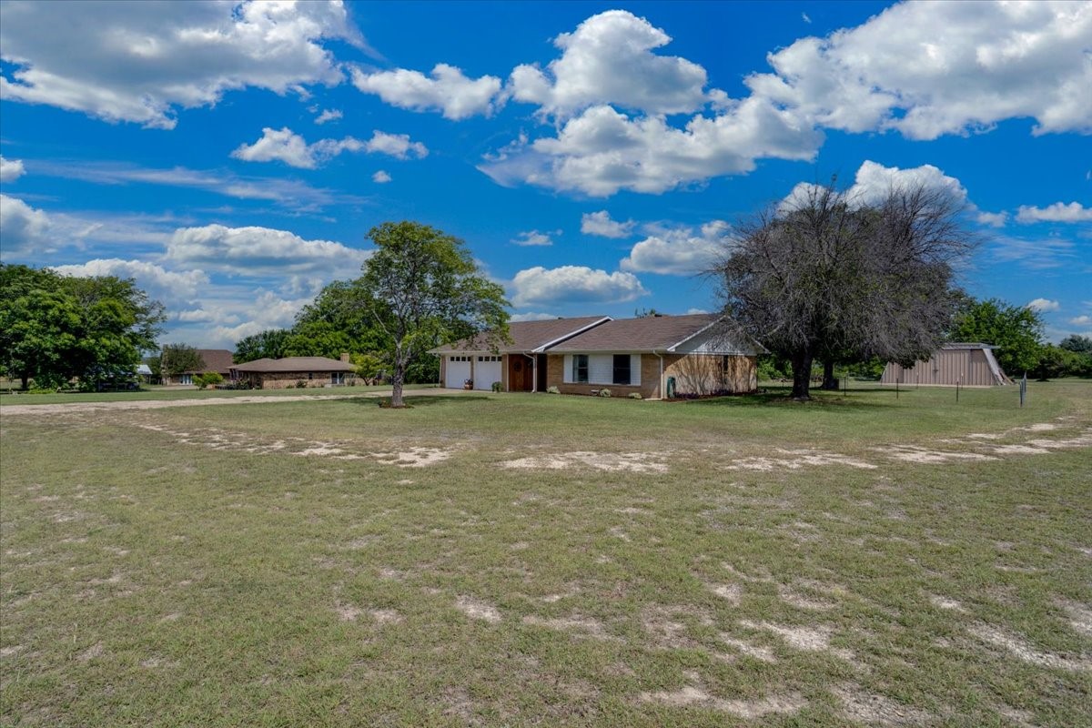 2102 Hill Top Circle Weatherford TX 76085