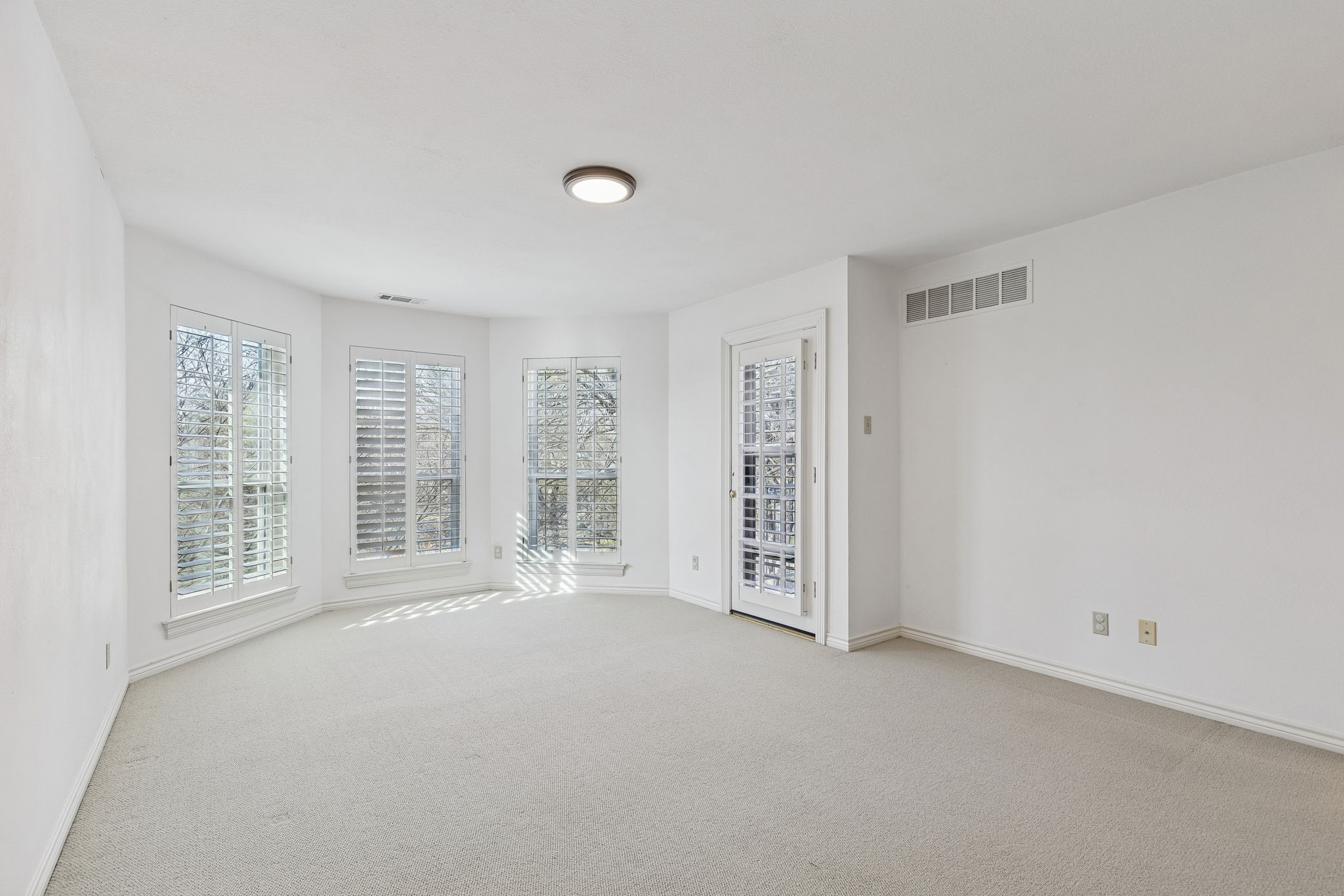 7207 Abrams Place Court Dallas TX 75231