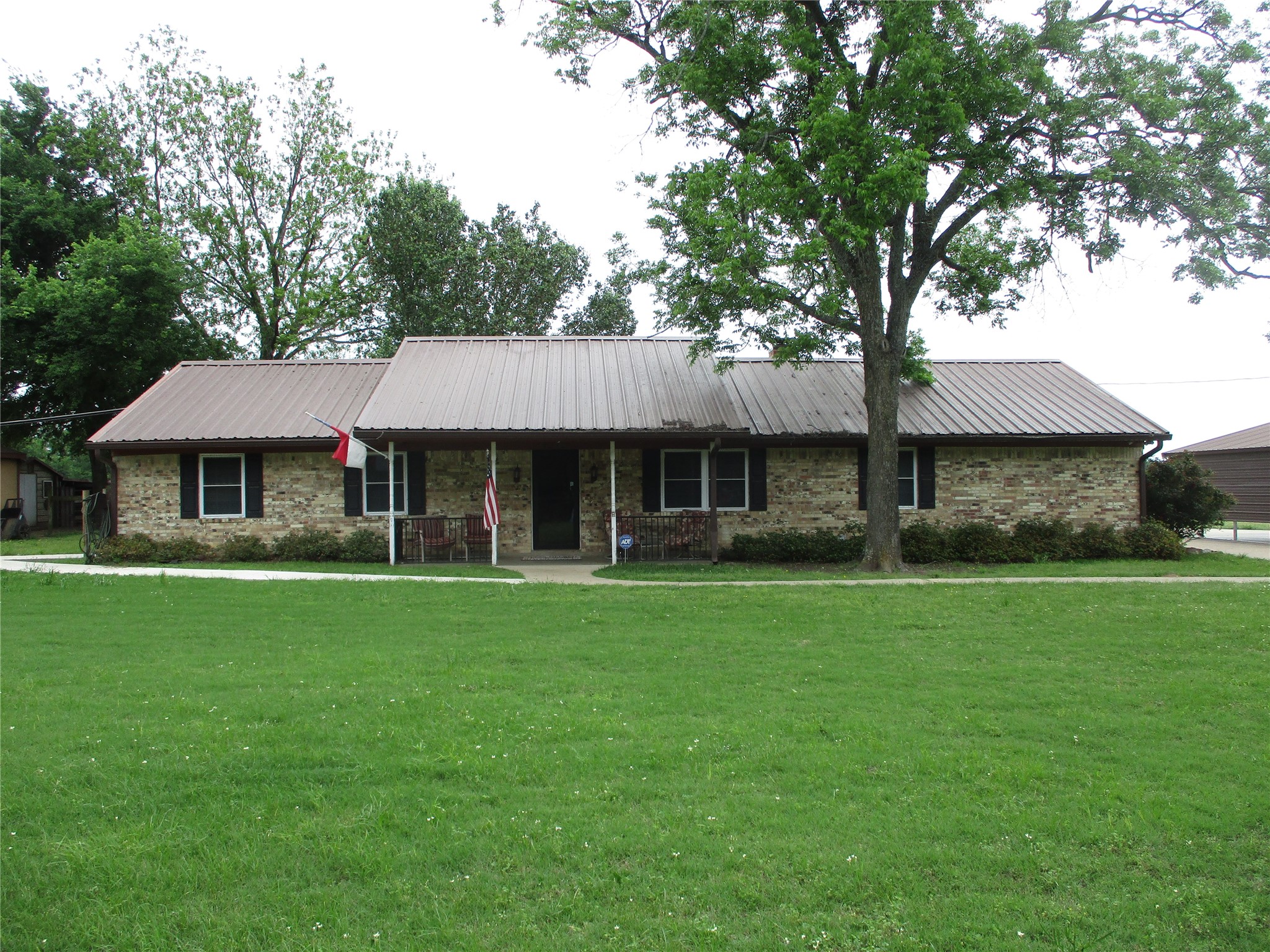 550 Rs County Road 3425 Emory TX 75440