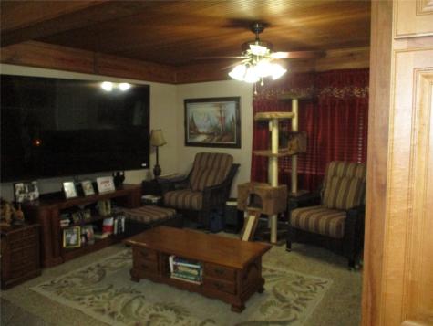550 Rs County Road 3425 Emory TX 75440