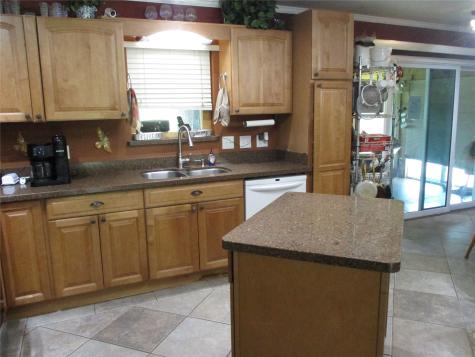 550 Rs County Road 3425 Emory TX 75440