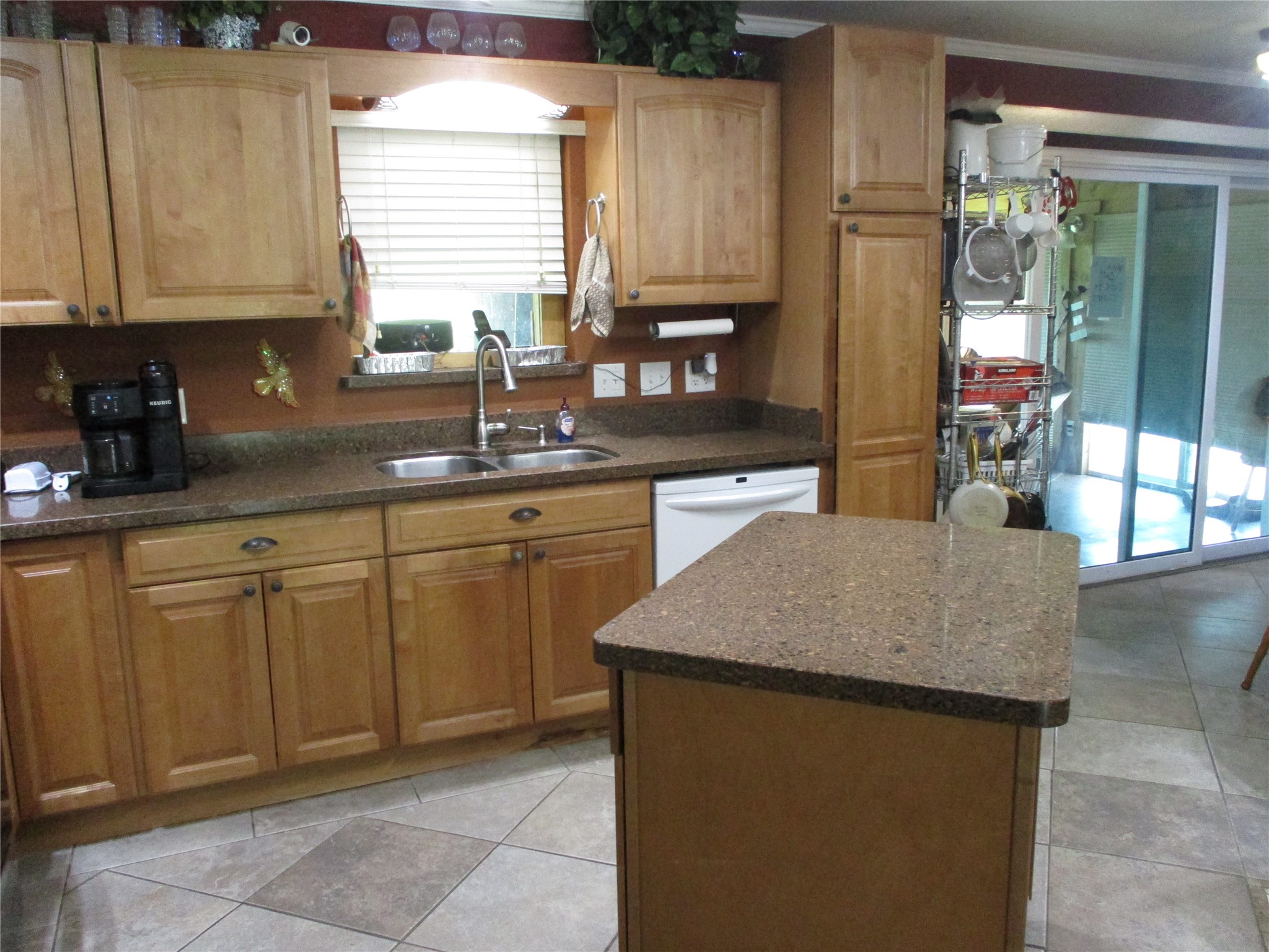 550 Rs County Road 3425 Emory TX 75440
