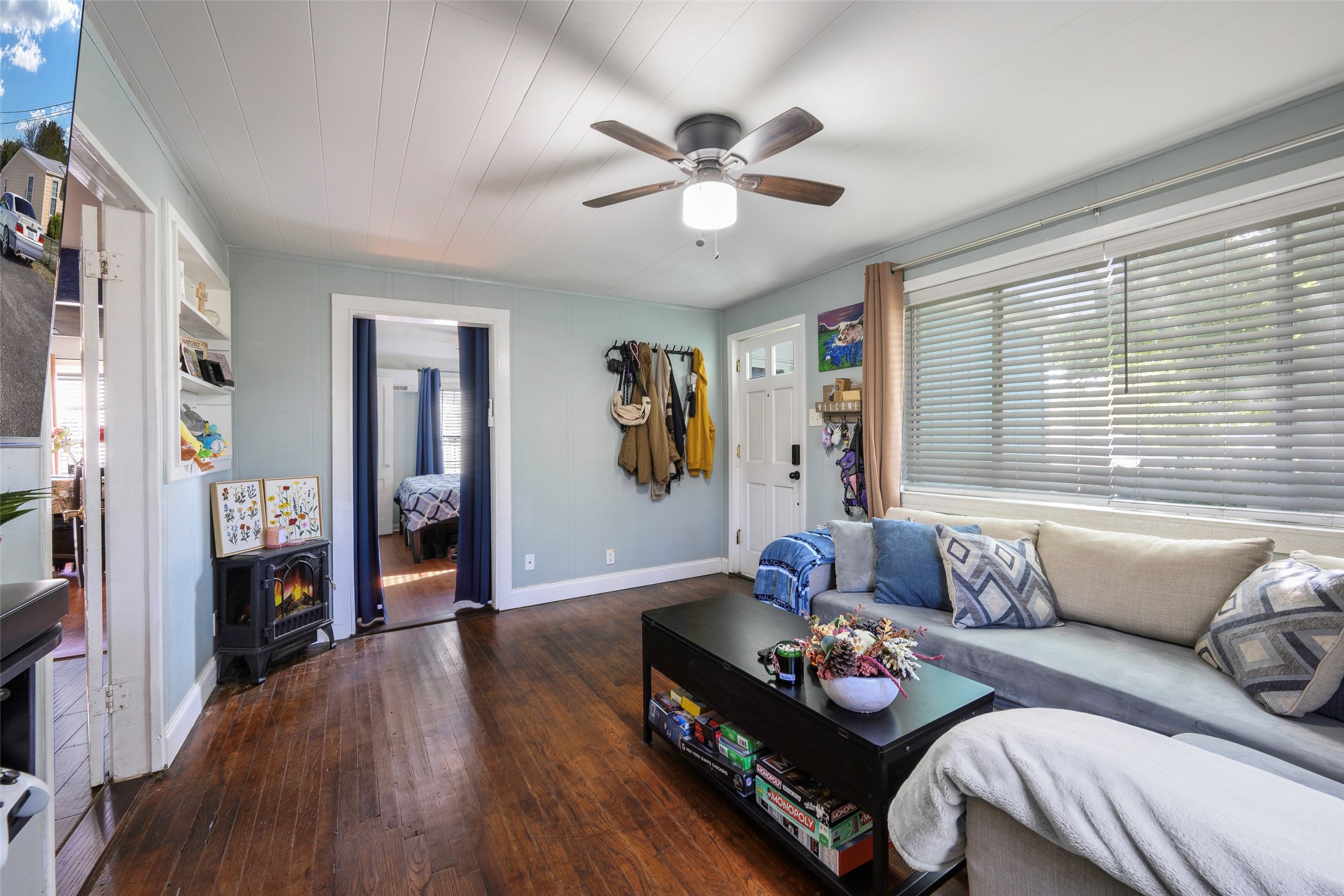8402 Melrose Street W White Settlement TX 76108