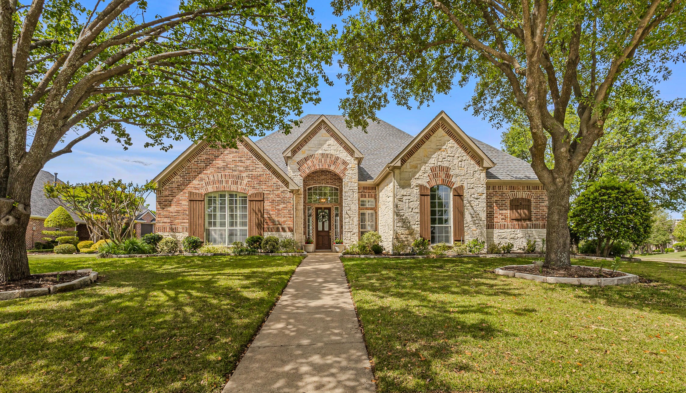 2221 Kings Pass Heath TX 75032