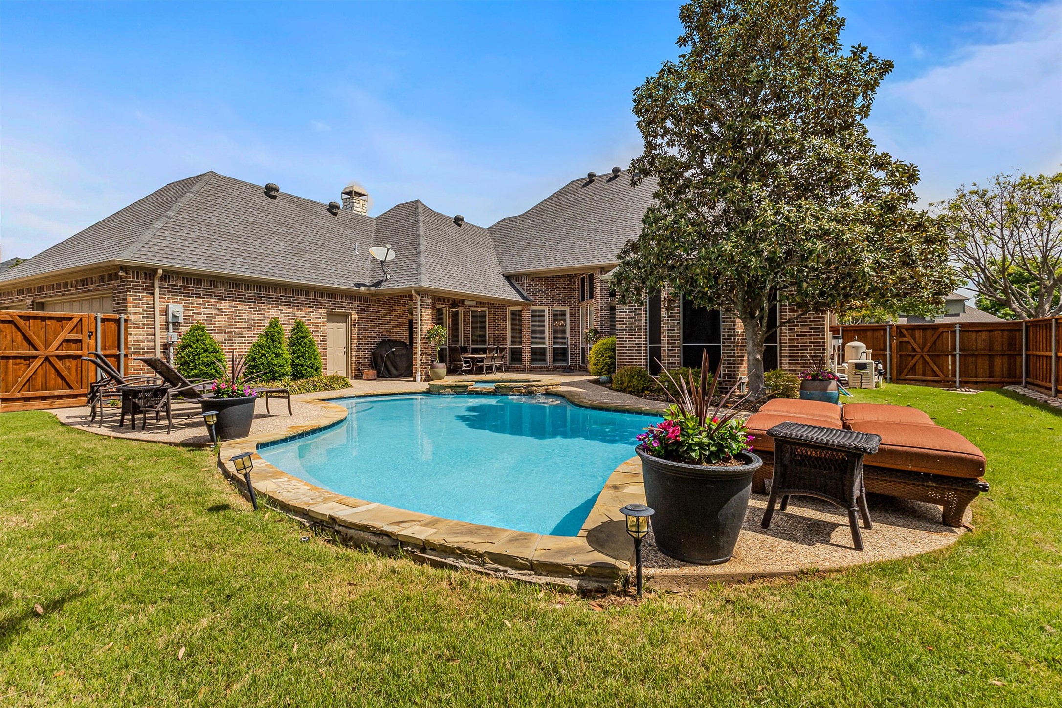 2221 Kings Pass Heath TX 75032