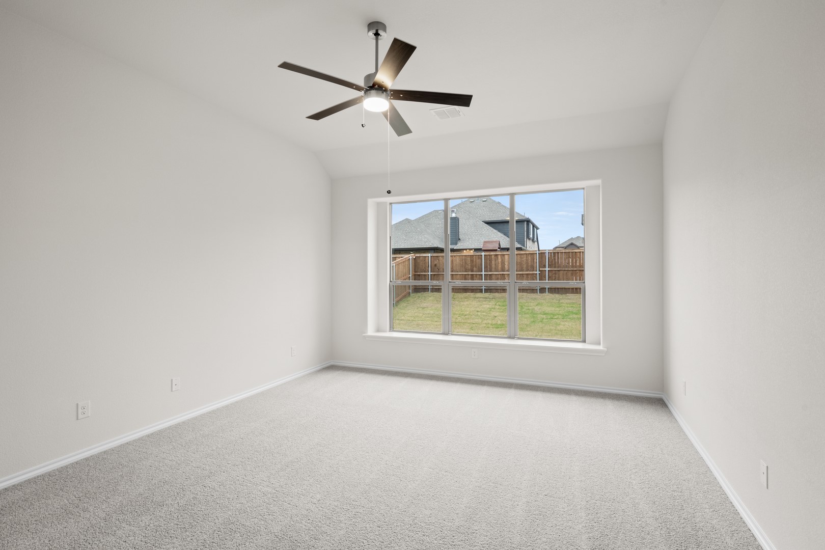 7736 Gatevine Avenue Joshua TX 76058
