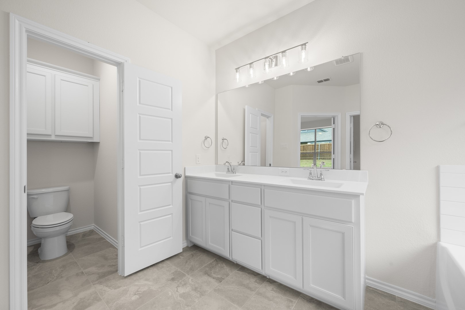 7736 Gatevine Avenue Joshua TX 76058