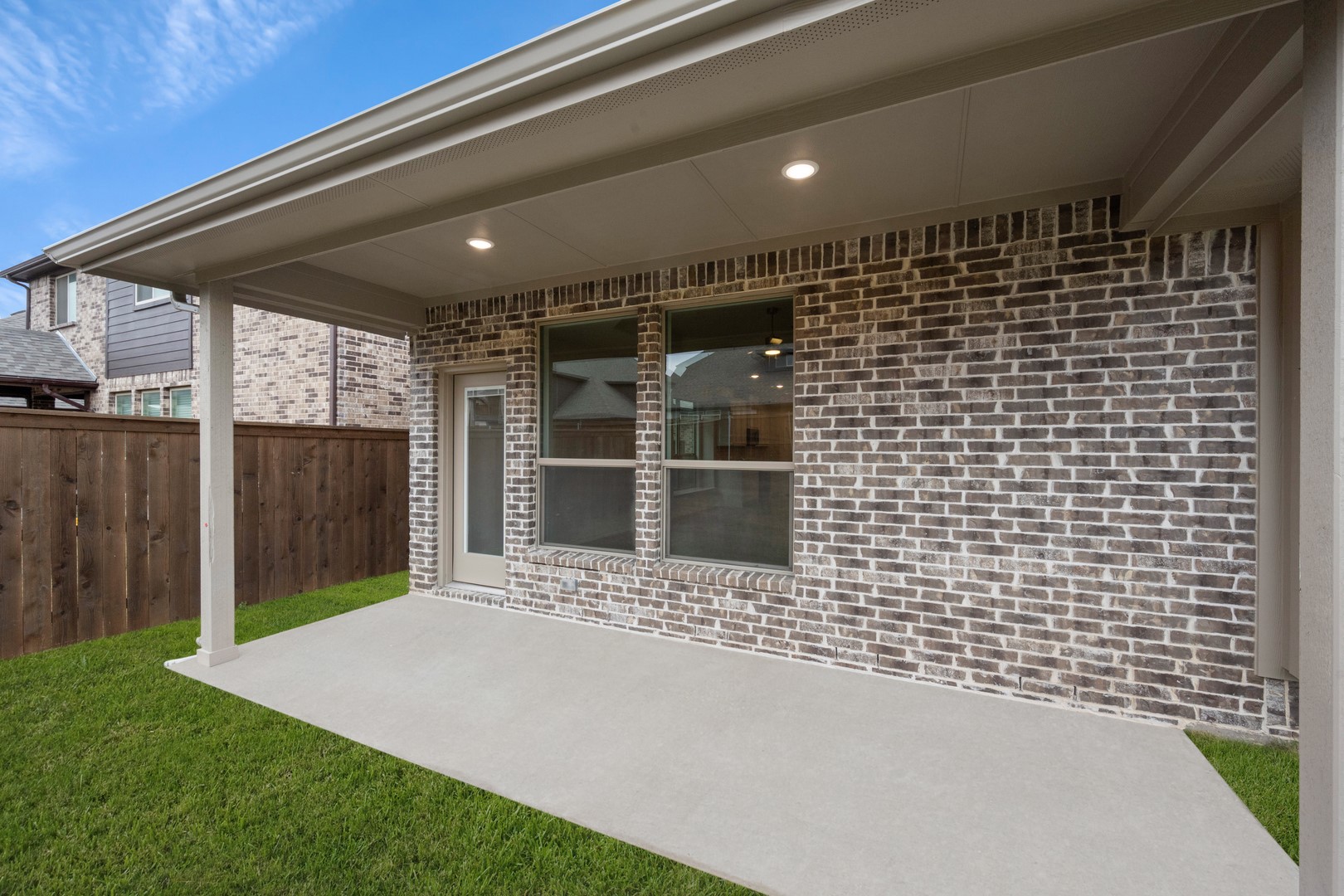 7736 Gatevine Avenue Joshua TX 76058