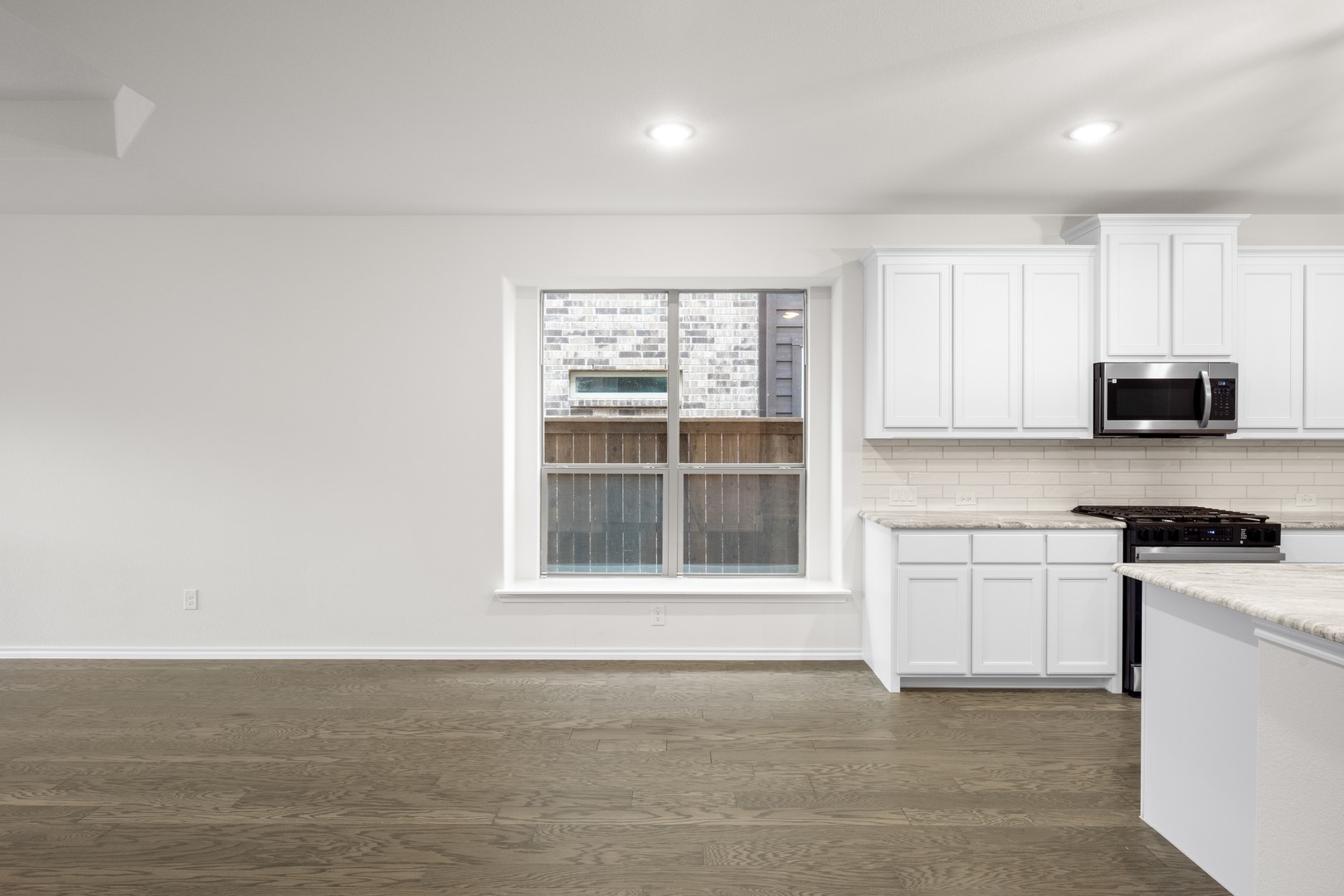 7736 Gatevine Avenue Joshua TX 76058