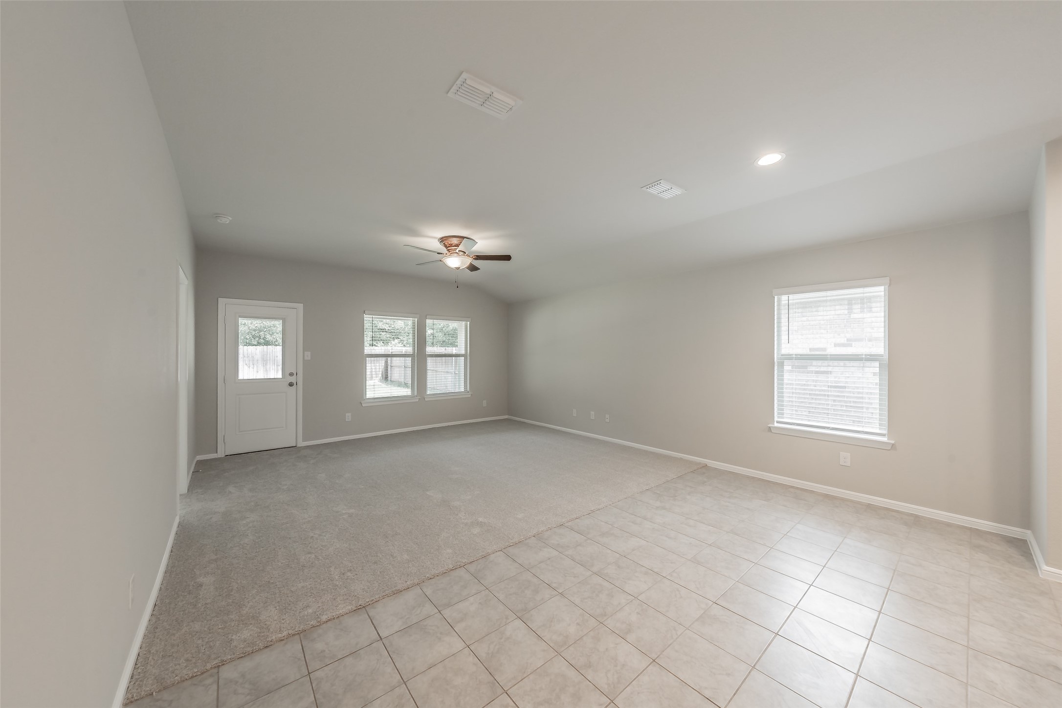 304 Abingdon Street Azle TX 76020
