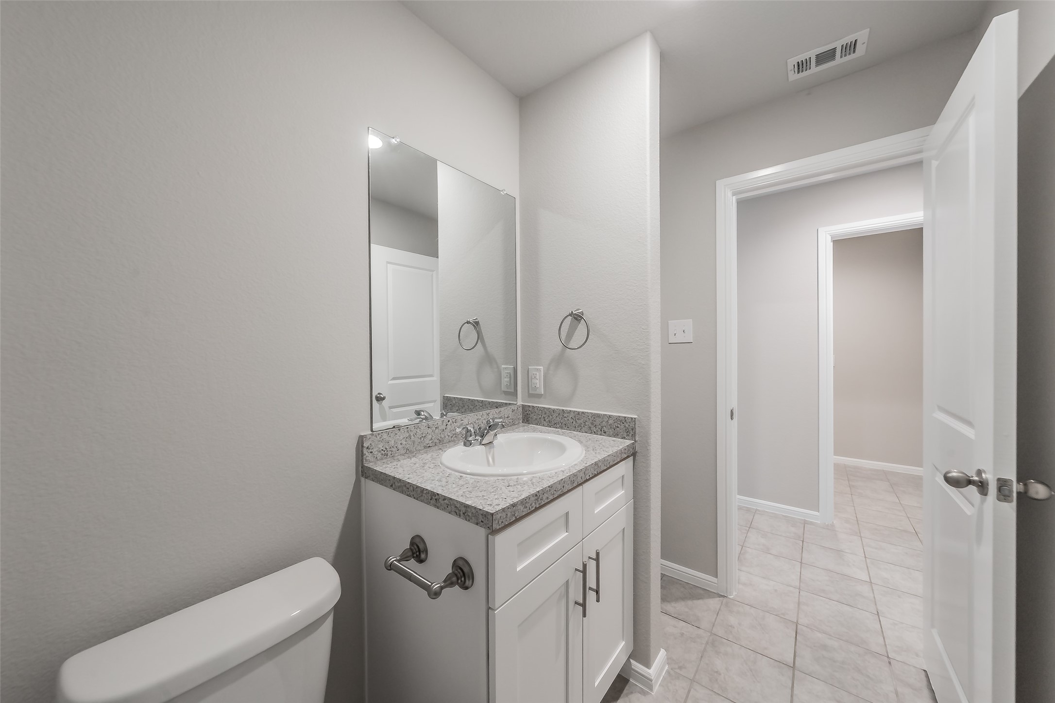 304 Abingdon Street Azle TX 76020