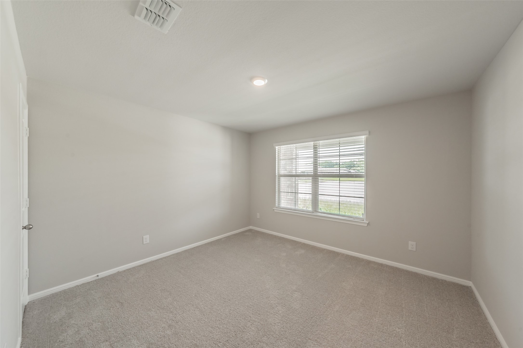 304 Abingdon Street Azle TX 76020