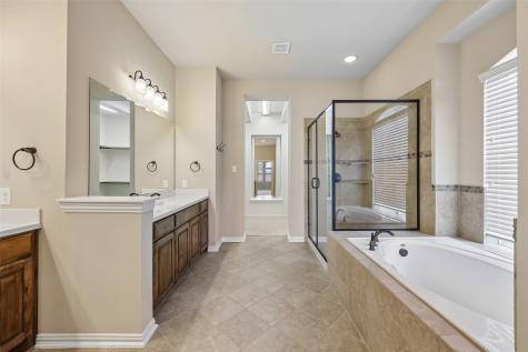 3248 Potters House Way Dallas TX 75236