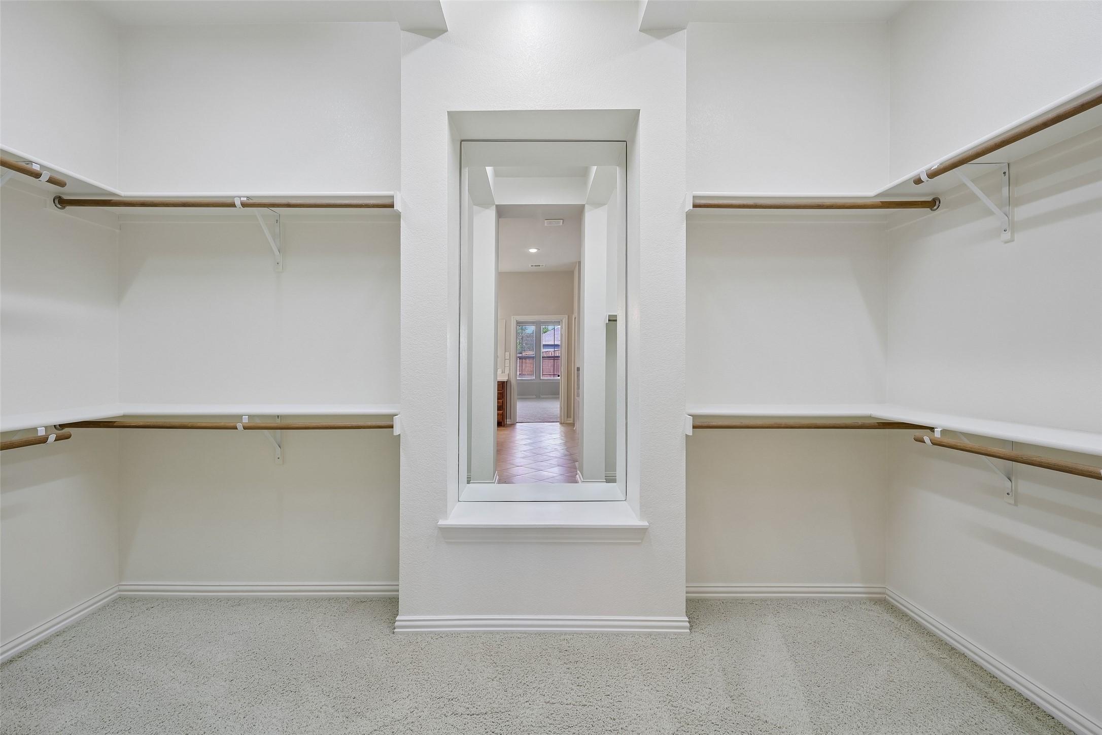 3248 Potters House Way Dallas TX 75236
