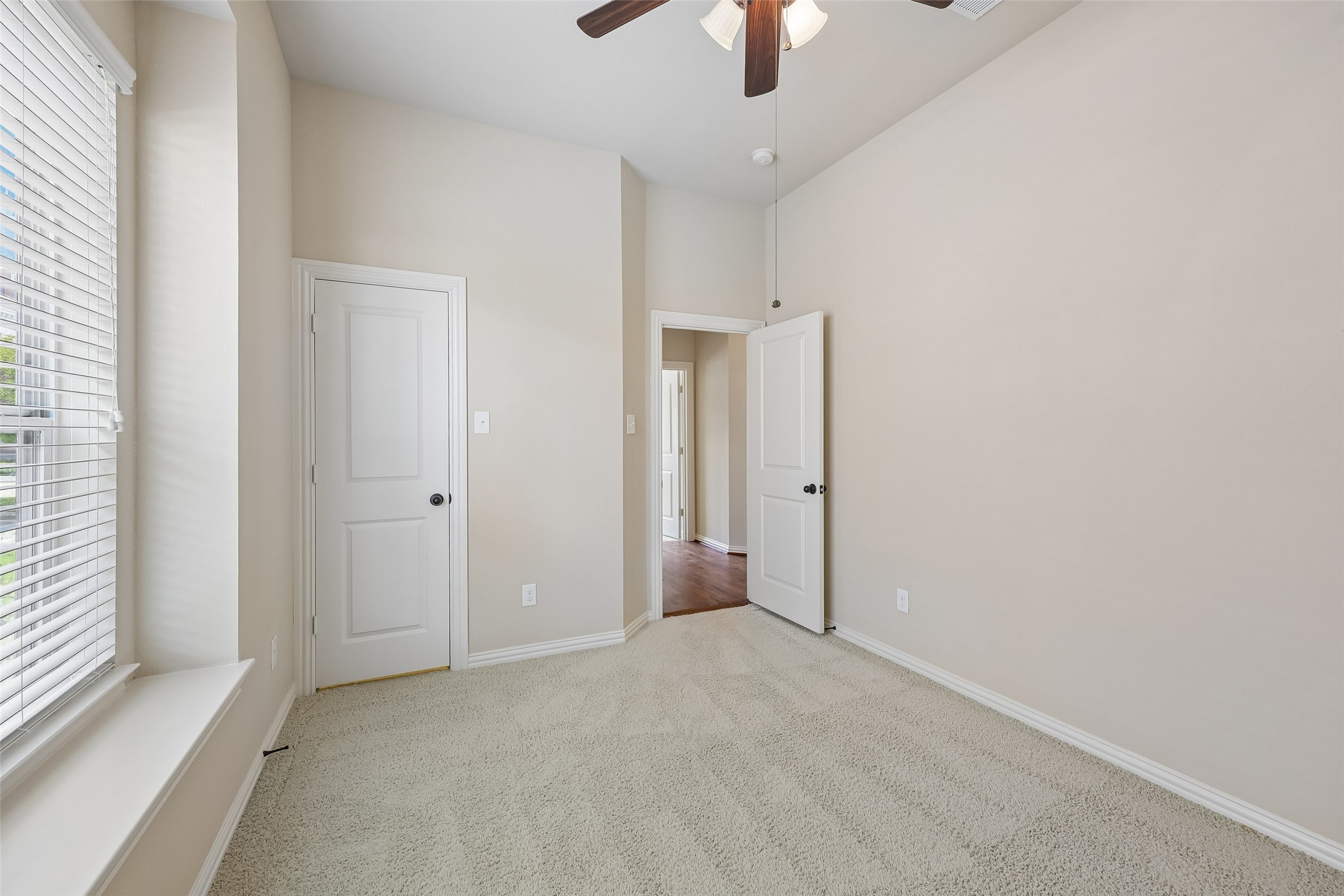 3248 Potters House Way Dallas TX 75236