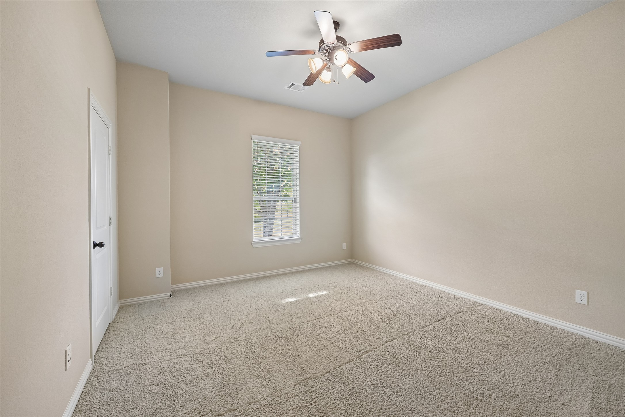3248 Potters House Way Dallas TX 75236