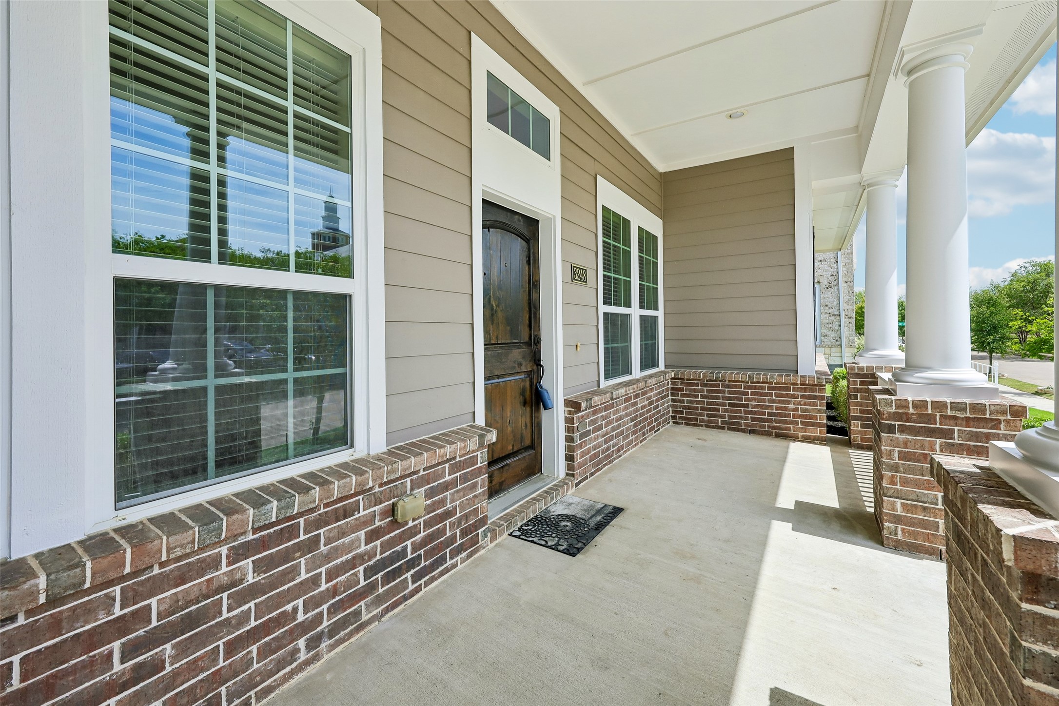 3248 Potters House Way Dallas TX 75236