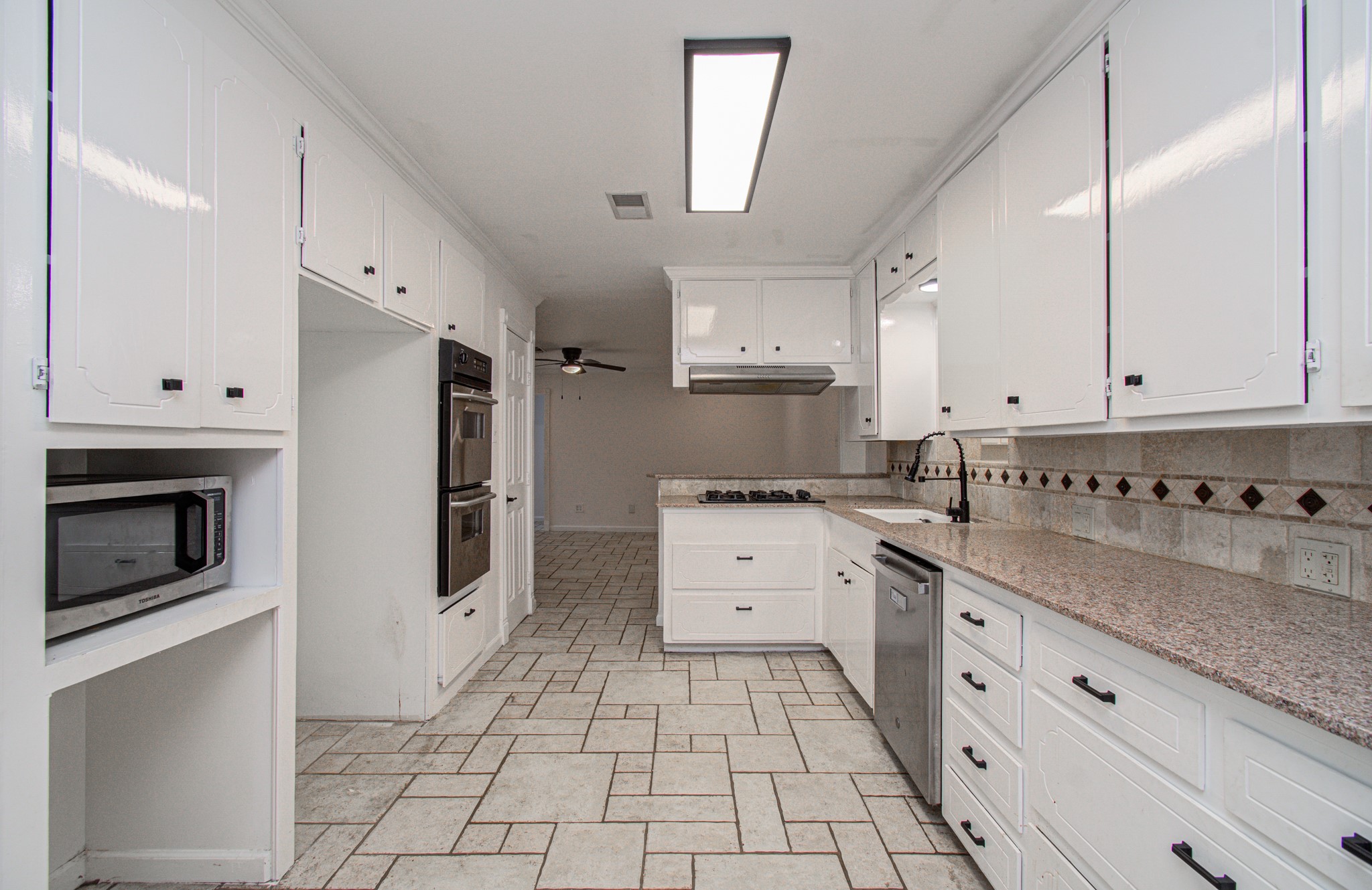 2708 Tallow Street Alvin TX 77511