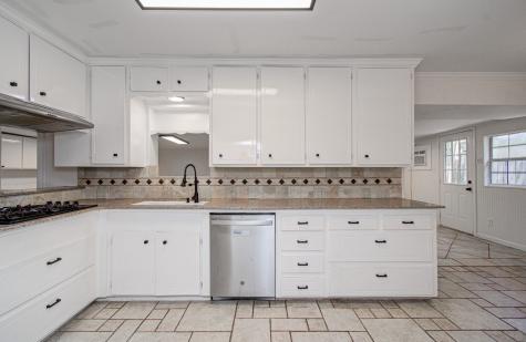2708 Tallow Street Alvin TX 77511