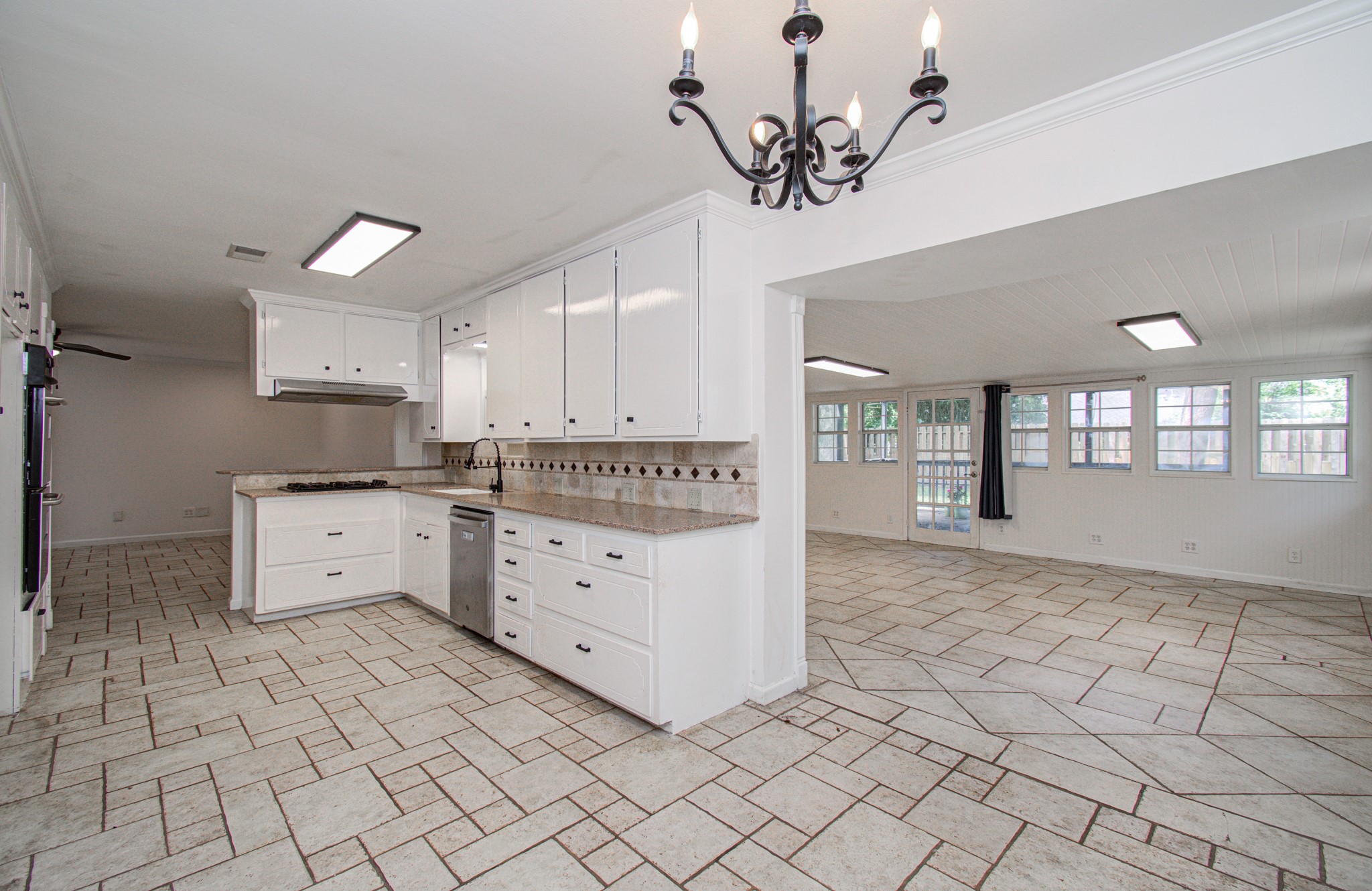 2708 Tallow Street Alvin TX 77511