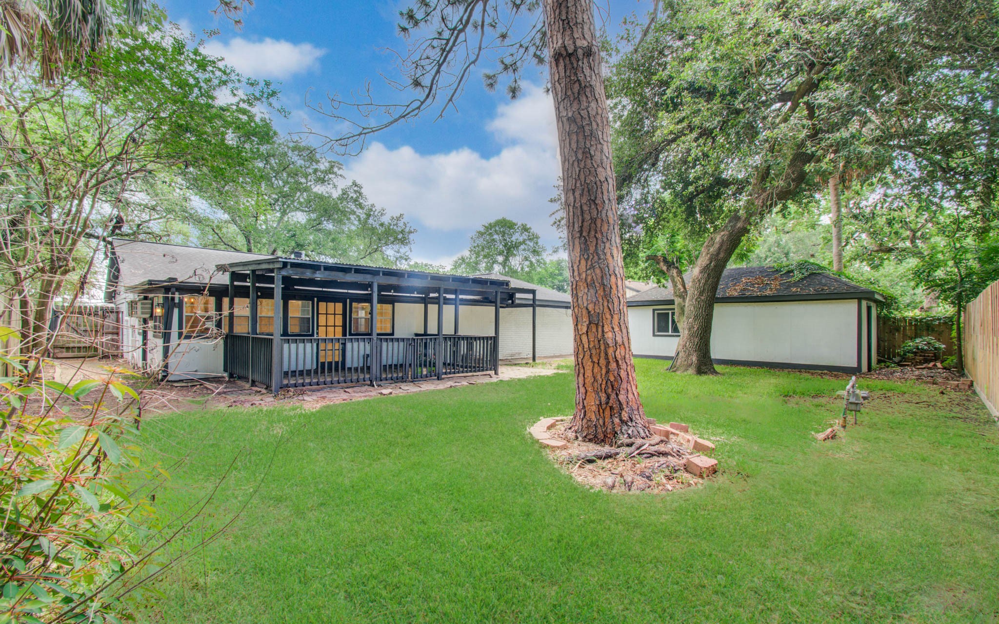 2708 Tallow Street Alvin TX 77511