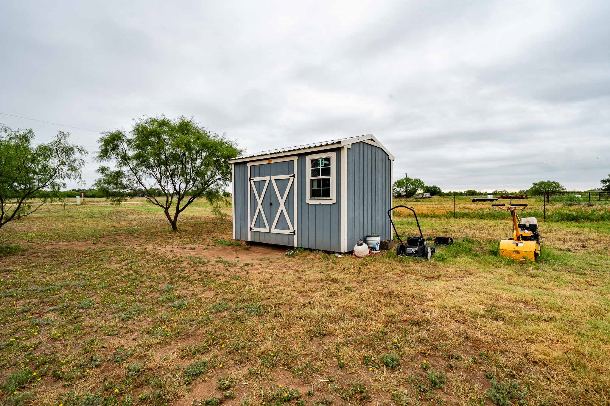 3923 Cr 322 Hawley TX 79525