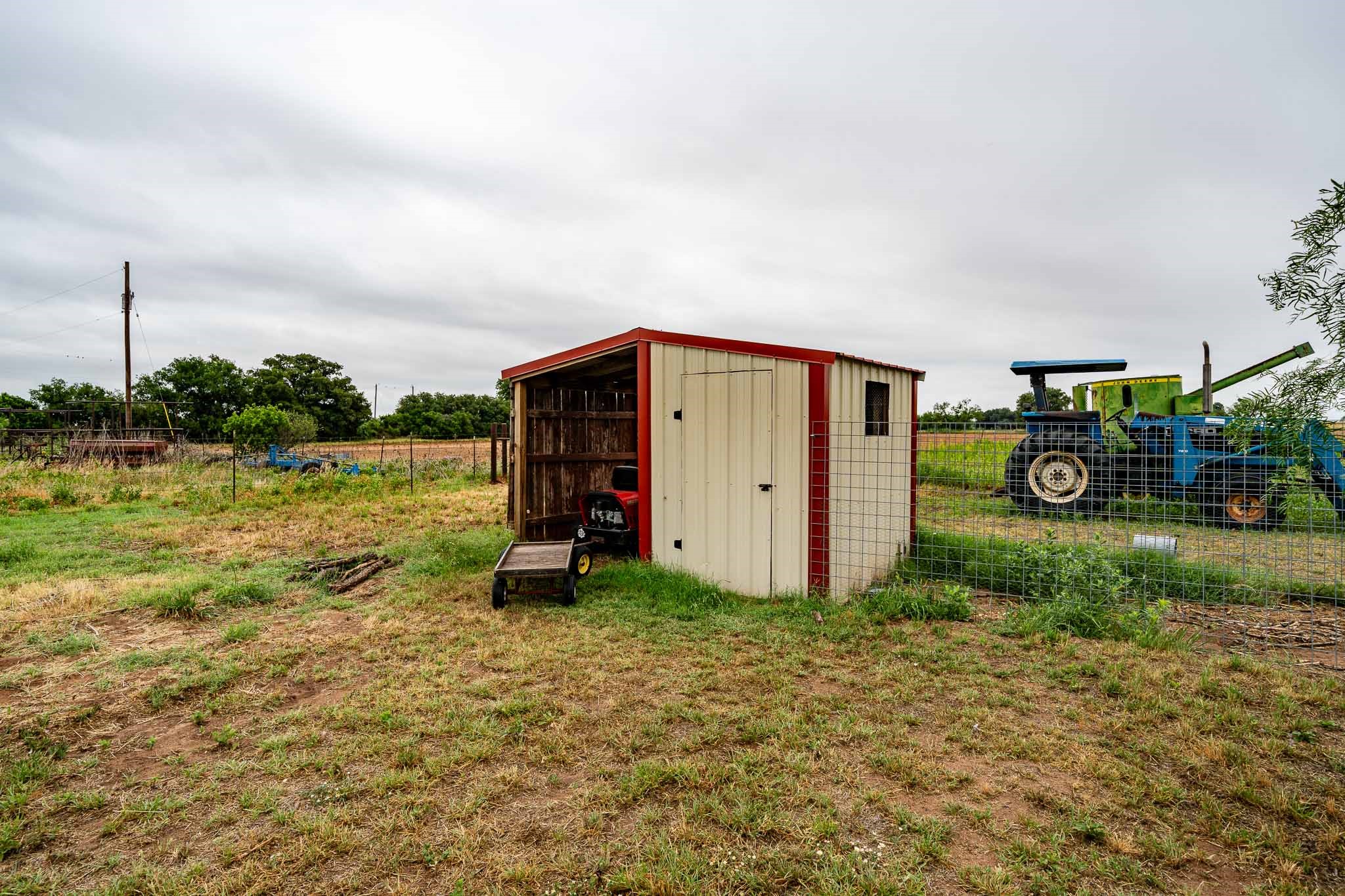 3923 Cr 322 Hawley TX 79525