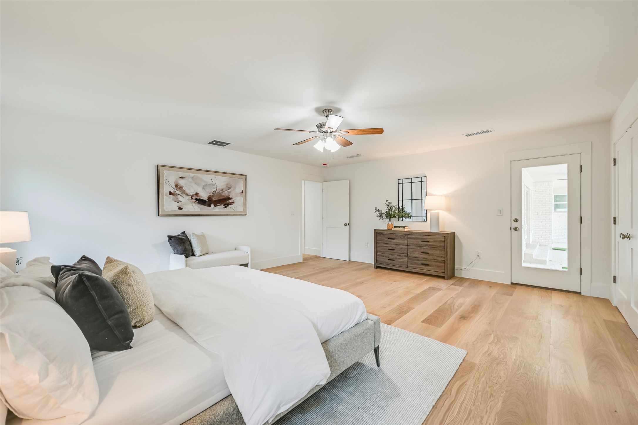 4517 Goodfellow Drive Dallas TX 75229