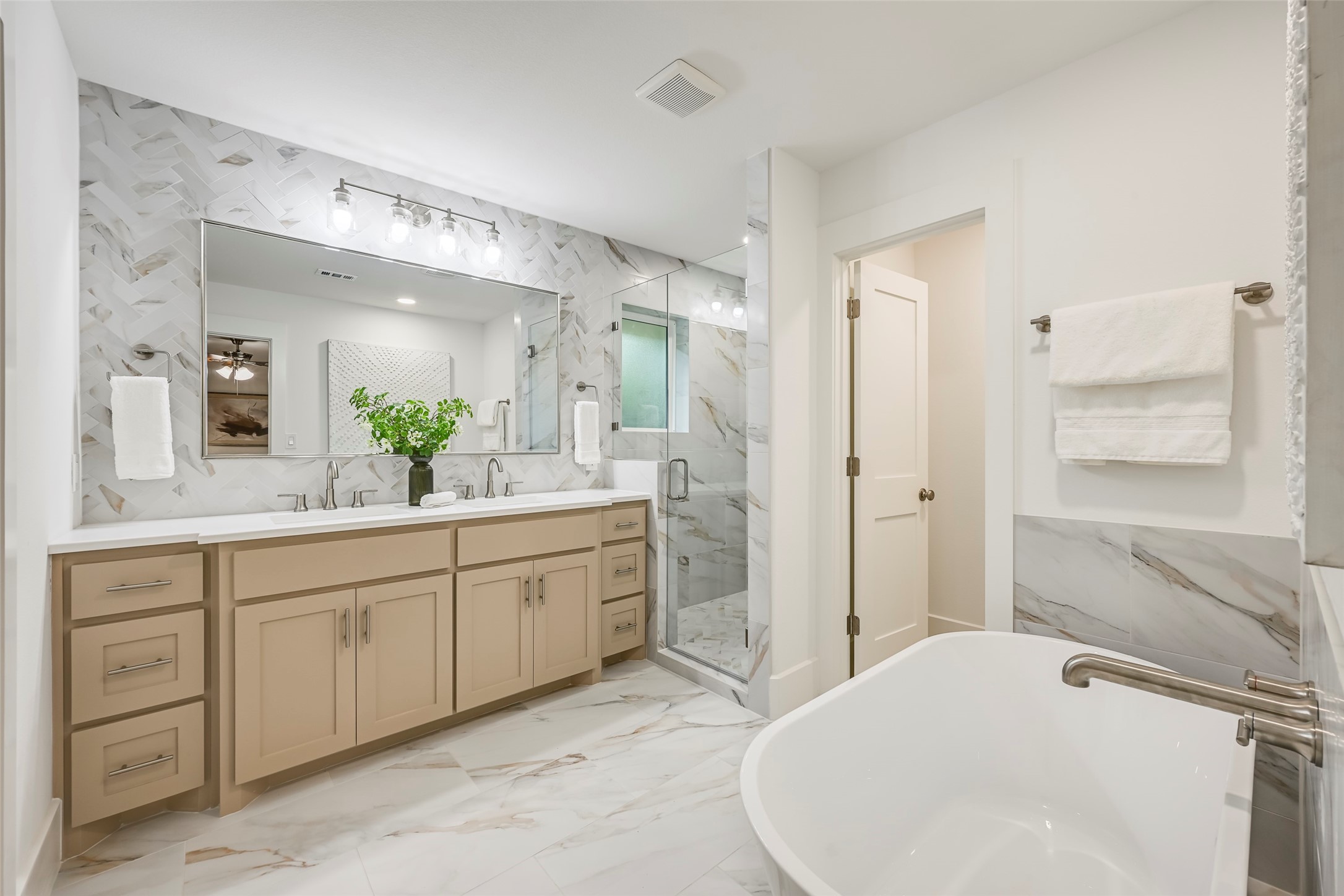 4517 Goodfellow Drive Dallas TX 75229