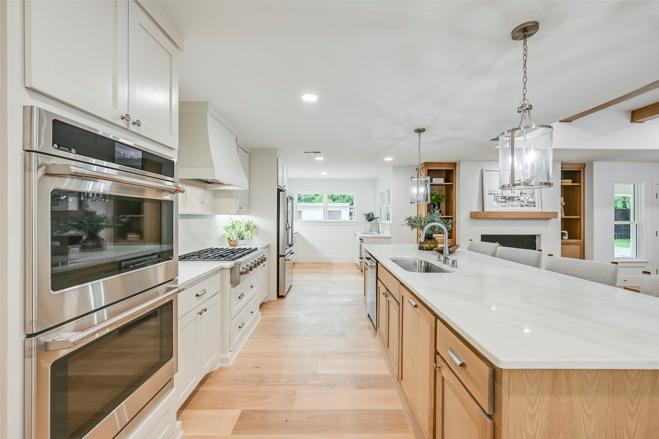4517 Goodfellow Drive Dallas TX 75229