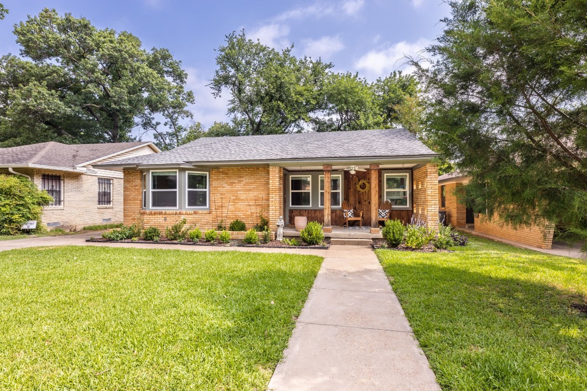 2515 Alden Avenue Dallas TX 75211