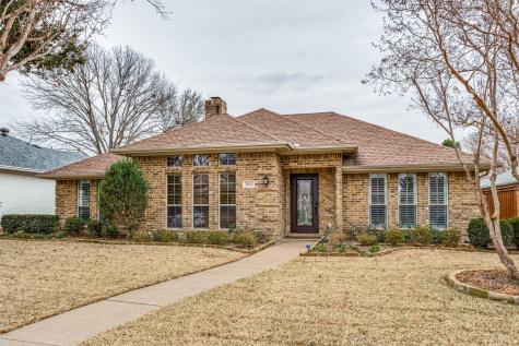 3922 Bobbin Lane Addison TX 75001
